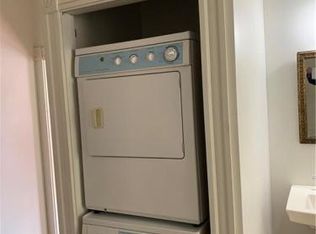 27 Elm St #2, Stonington, CT 06378