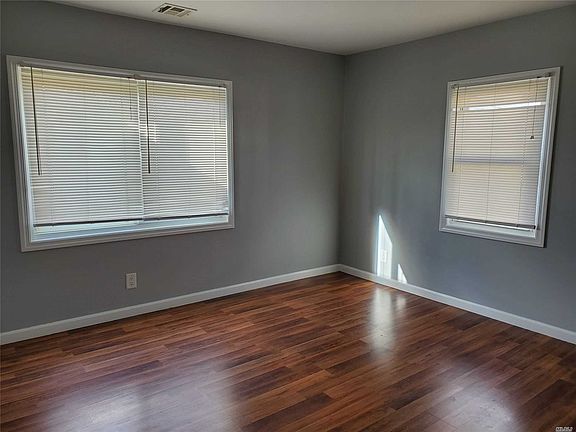 5th image of 268 Wyona Ave #1