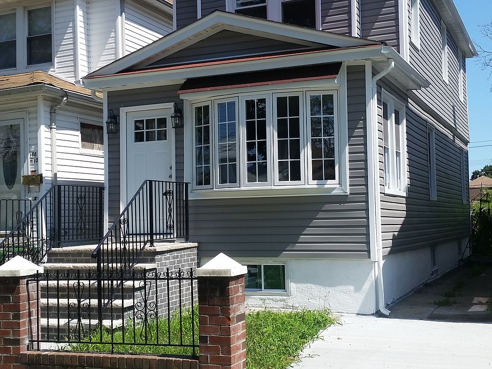 1st image of 200-118 Ave #1