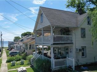 28 Grove Pl, West Haven, CT 06516