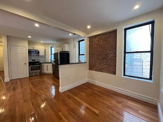 Rented by Oxford Property Group | media 5