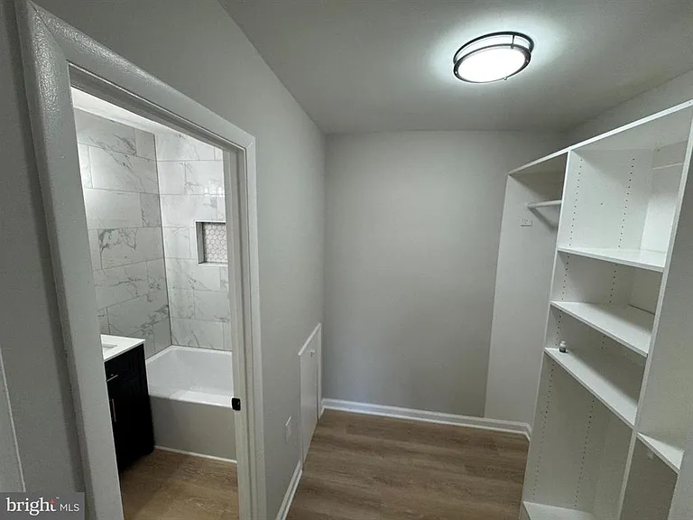 3801 Swann Rd #303 — Photo 3