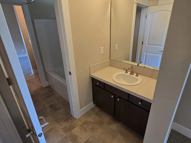 9006 Buttercup St SE — Photo 15