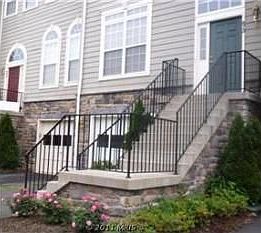 2nd image of 872 Stonefield Sq NE