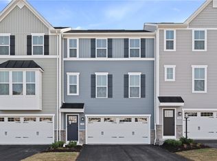 152 Crown St, Mc Kees Rocks, PA 15136