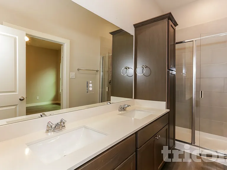 1034 Fallgate Dr — Photo 9