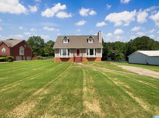 672 Circle Heights Dr, Birmingham, AL 35214