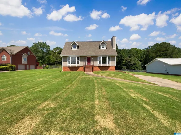 672 Circle Heights Dr, Birmingham, AL 35214