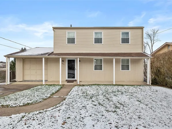 401 Florida Dr, Oakdale, PA 15071