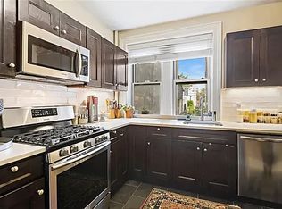 755 42nd St APT 1, Brooklyn, NY 11232