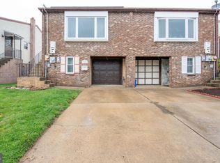 7906 Revere St, Philadelphia, PA 19152