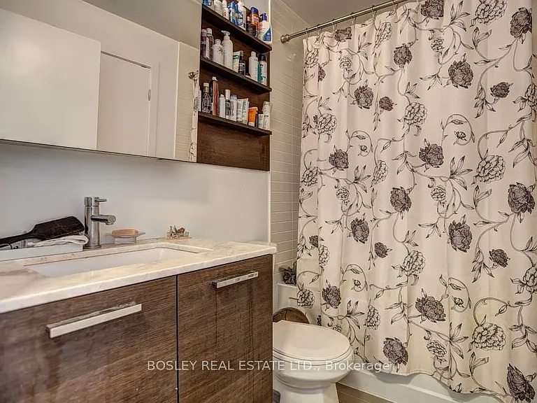 1205 Queen St W #302 — Photo 19