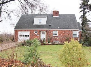 2824 Reiter Rd, Pittsburgh, PA 15235