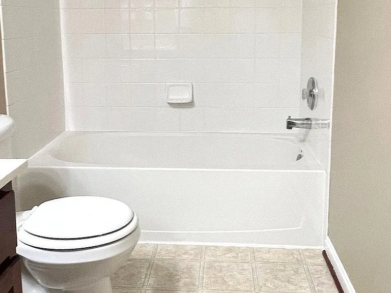 44314 Cornish Ln — Photo 38