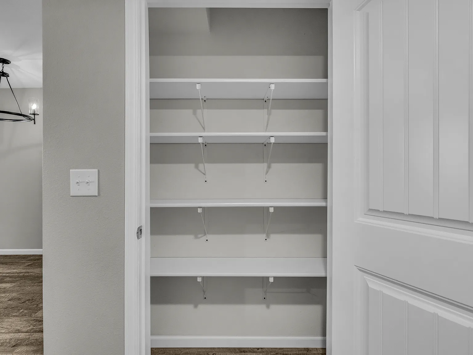 2700 Burke Ave — Photo 4