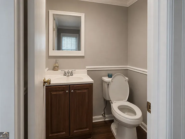3168 Nectarine Cir — Photo 6