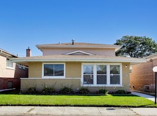 12901 S Carpenter St, Calumet Park, IL 60827