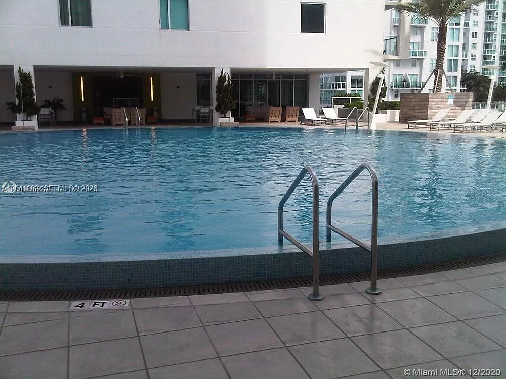 500 Brickell East Condo — Photo 4