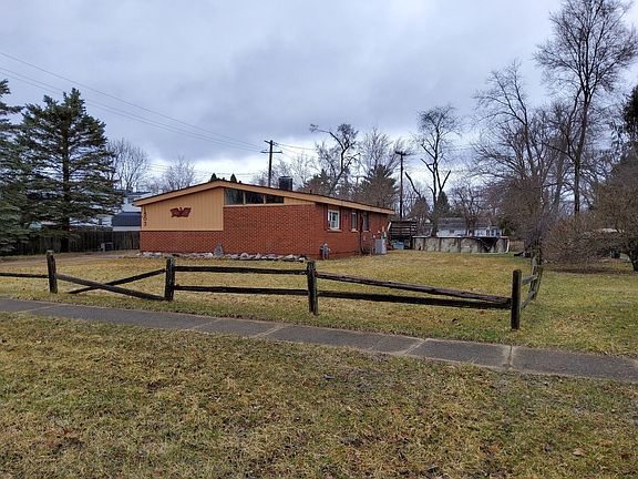 2nd image of 1503 Highmeadow Dr