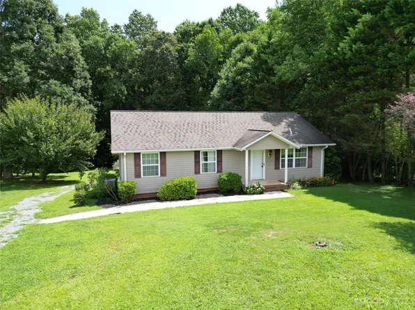 155 Saint Jill Cir, Statesville, NC 28625
