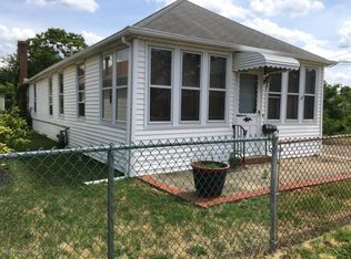 1006 Florence Ave, Union Beach, NJ 07735