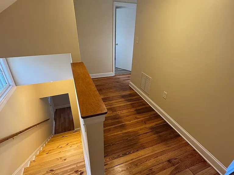 10 Olive St — Photo 22