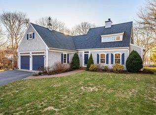 72 Crestview Cir, Centerville, MA 02632