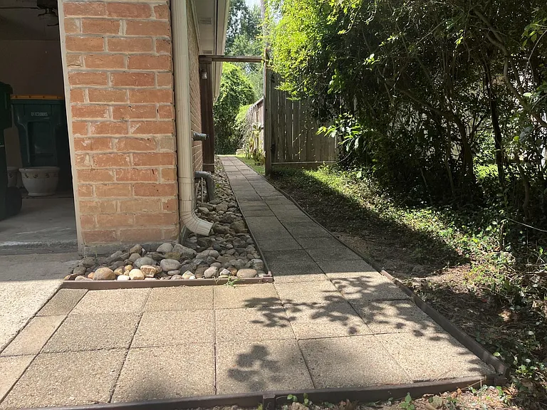 17 Wishbonebush Rd — Photo 38