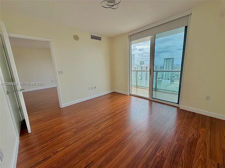 50 Biscayne Blvd #4507 — Photo 9