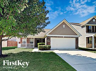 6607 Locust Grove Dr, Indianapolis, IN 46237
