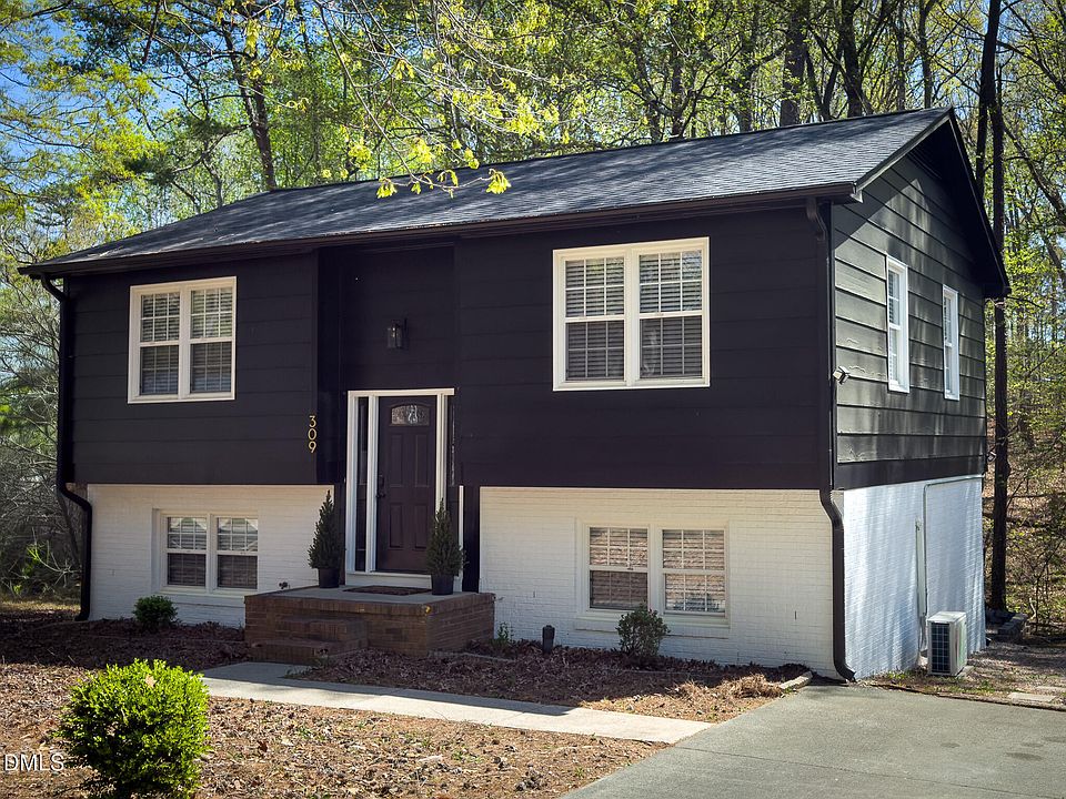 1st image of 309 Penn Oak Cir