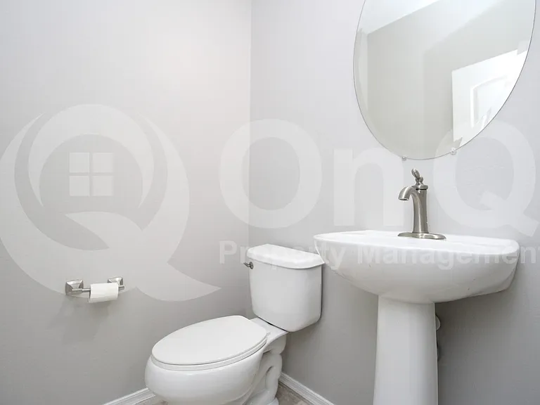 1611 W Tombstone Trl — Photo 23