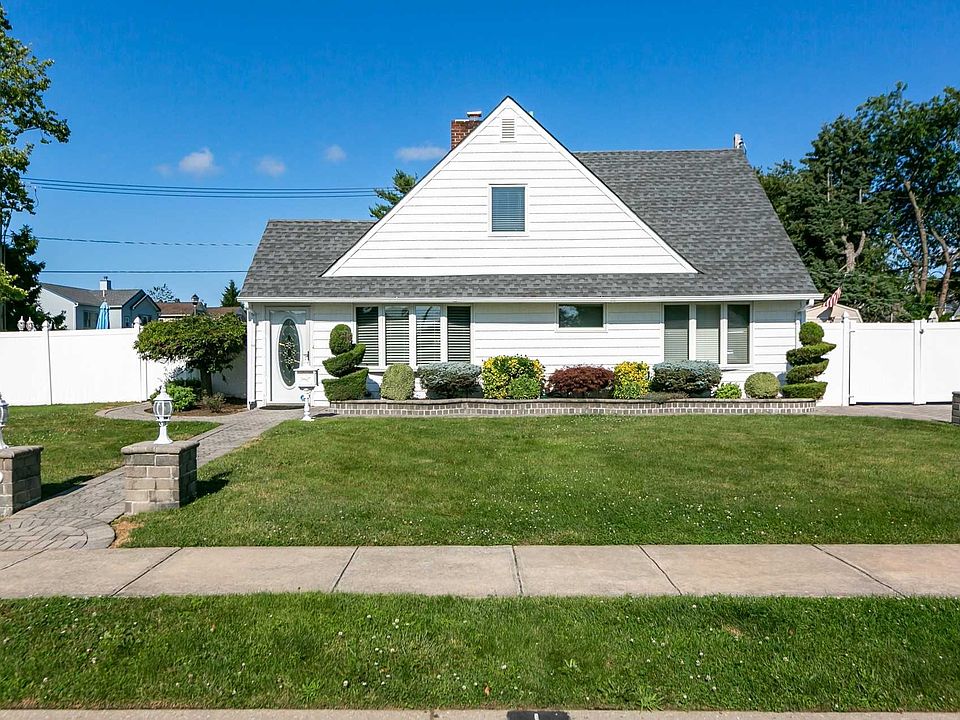 1st image of 1 Forrester Ln