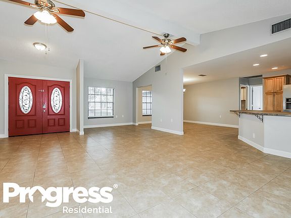 4th image of 5432 Houston Dr