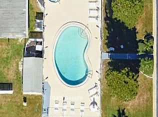 7803 46th Ave #102, Saint Petersburg, FL 33709