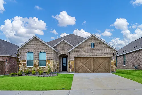 2500 Conroe Rd Photo 1
