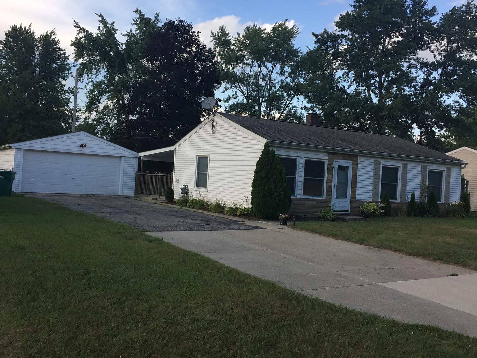 39318 Wade Rd photo 1