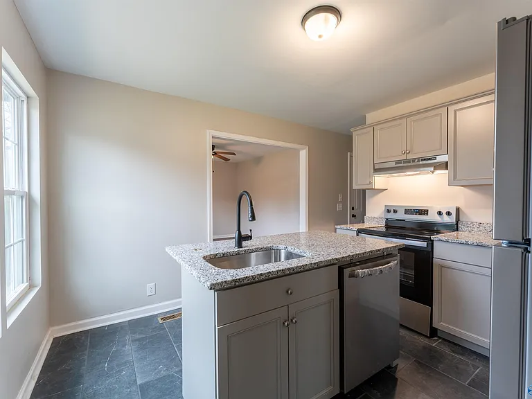 3708 Valleydale Rd NW — Photo 8