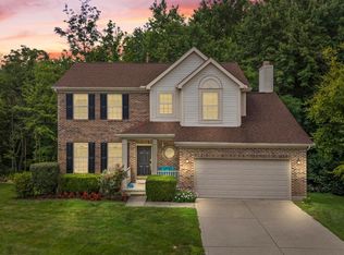 1293 McGuffey Ln, Batavia, OH 45103
