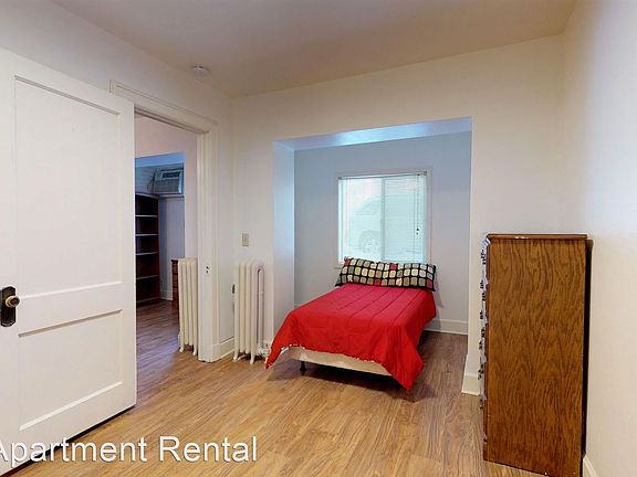5th image of 118 W Johnson St #9103942