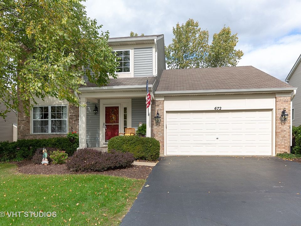 1st image of 672 Oakwood Ln