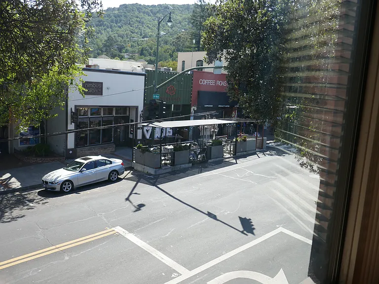 80 W Main St — Photo 11