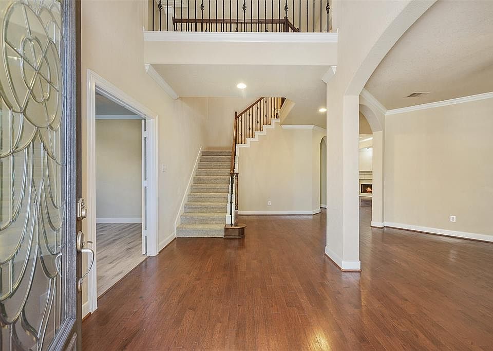 1st image of 4715 Middlewood Manor Lane