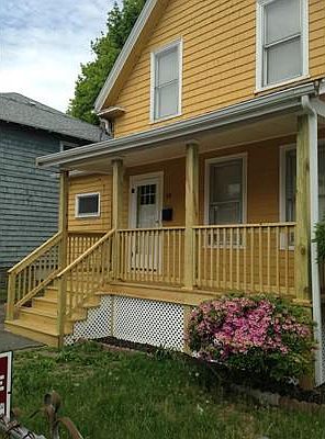 3rd image of 18 Vine Ave