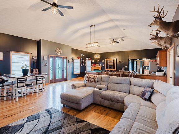 5th image of 165 John Jones Rd