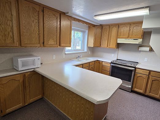 2nd image of 1378 W Appomattox Way