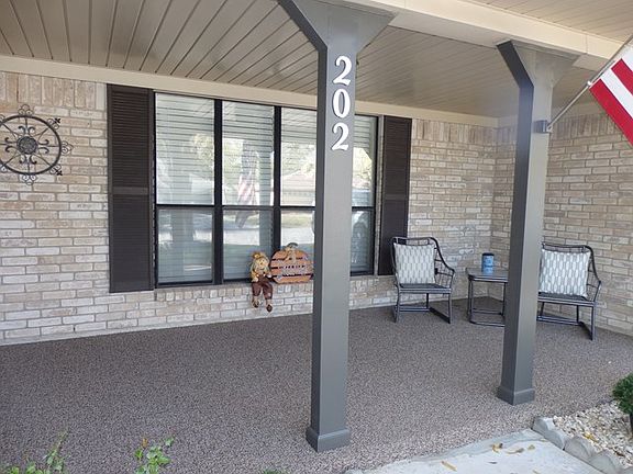 2nd image of 202 Candice Dr
