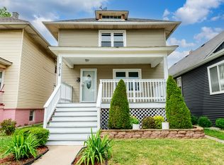 7518 W 57th Pl, Summit, IL 60501