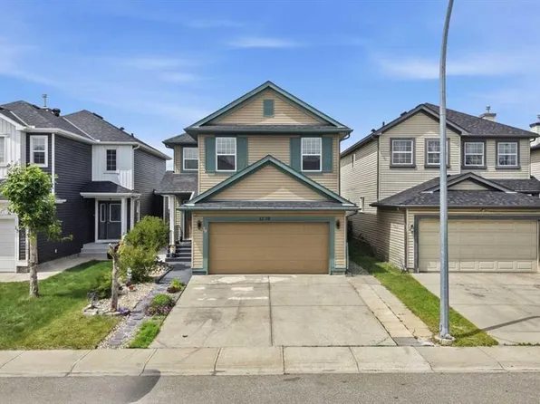 19 Marthas Meadow Close E, Calgary, AB T3J 4N7