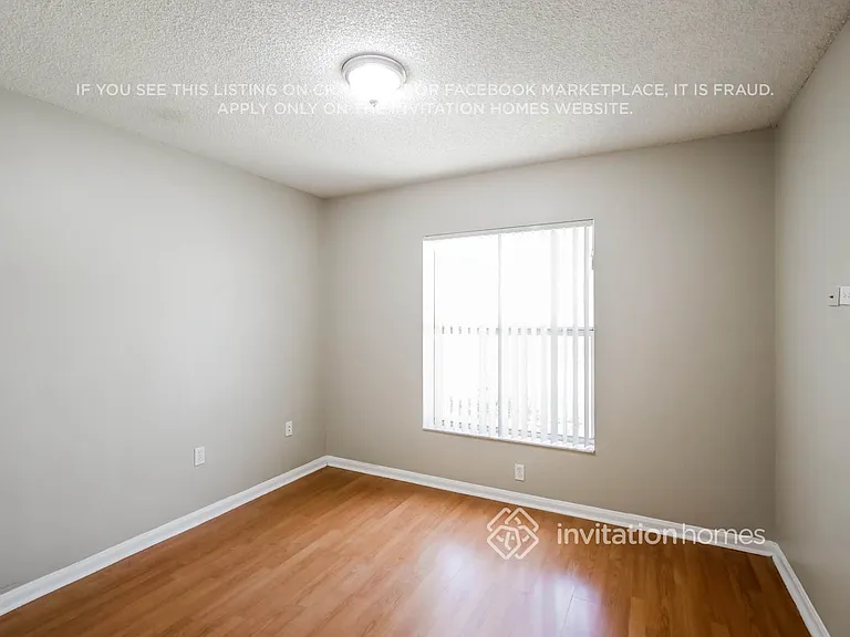 16594 NW 7th St — Photo 13